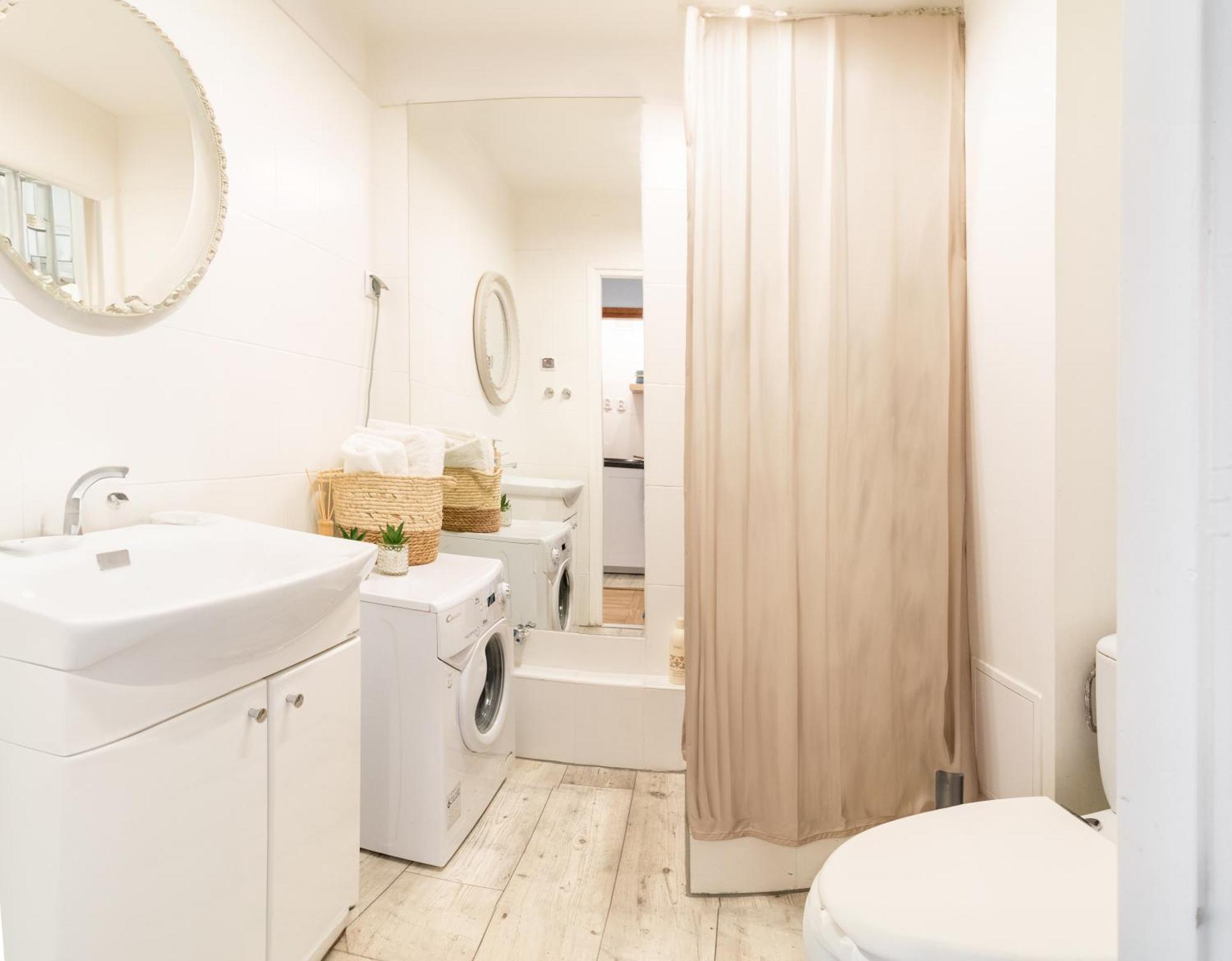 Piotrapartments - Big City Life Apartments In Central Warszawa Экстерьер фото