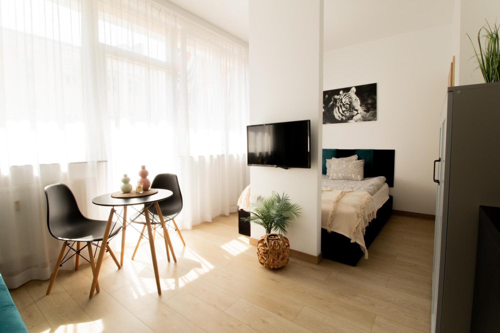 Piotrapartments - Big City Life Apartments In Central Warszawa Экстерьер фото